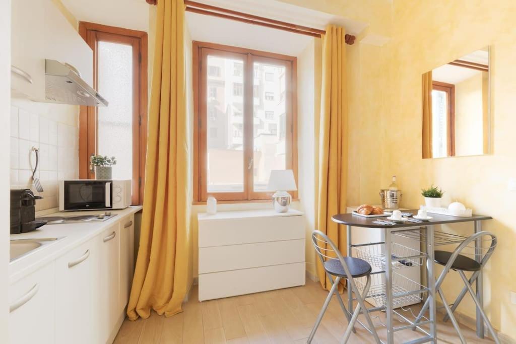 Private Suite In A Guest House With Private Bathroom N3 Рим Екстер'єр фото